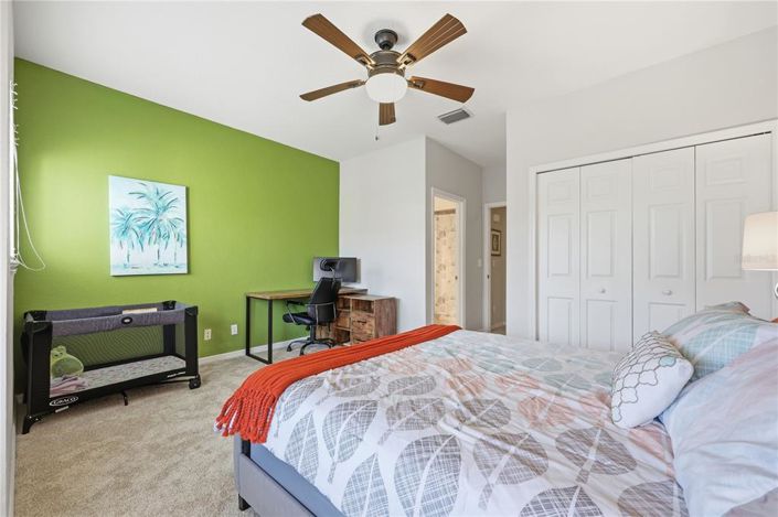 Image No.26-4 Bed Townhouse for sale