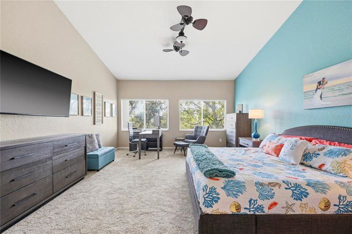 Image No.30-4 Bed Townhouse for sale