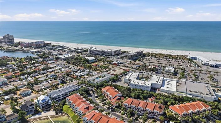 Image No.43-4 Bed Townhouse for sale