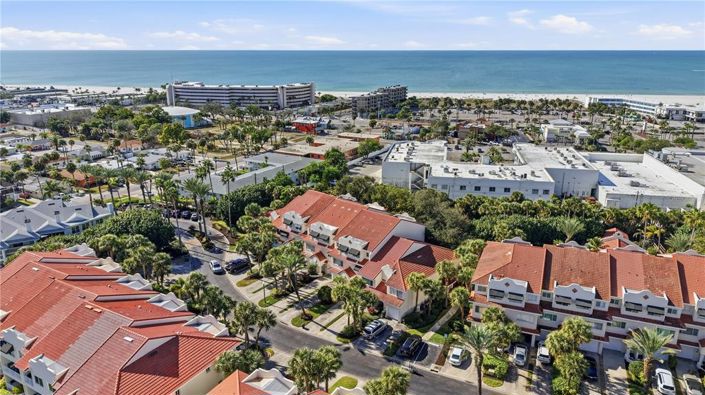 Image No.44-4 Bed Townhouse for sale