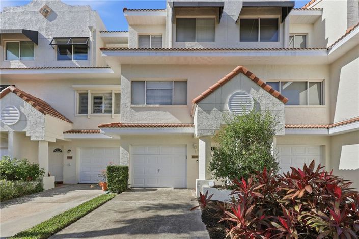 Image No.6-4 Bed Townhouse for sale