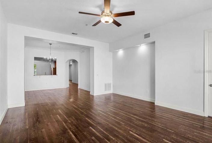 Image No.13-3 Bed Property for sale