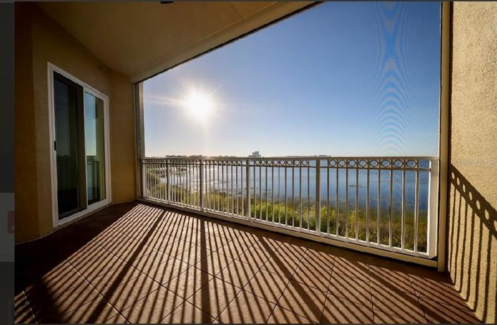 Image No.58-3 Bed Property for sale