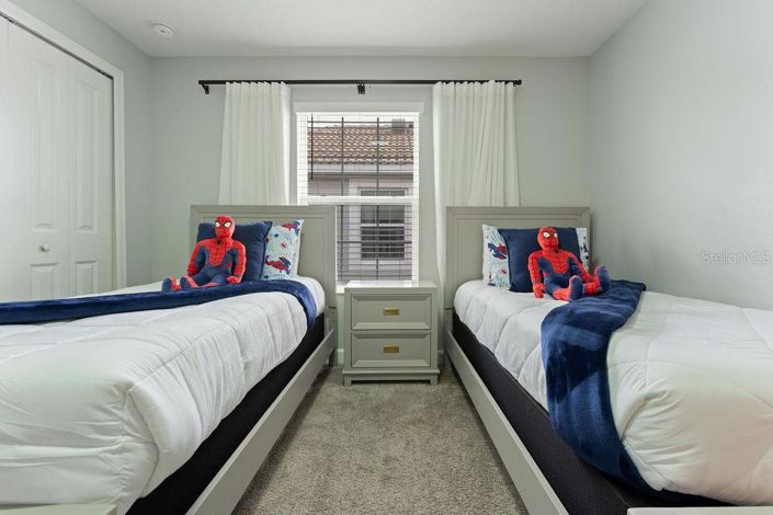 Image No.41-5 Bed Townhouse for sale