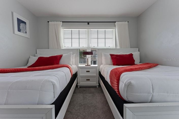 Image No.50-5 Bed Townhouse for sale