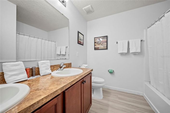 Image No.57-8 Bed Property for sale