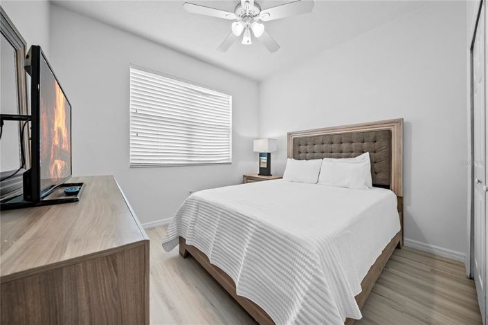 Image No.9-8 Bed Property for sale