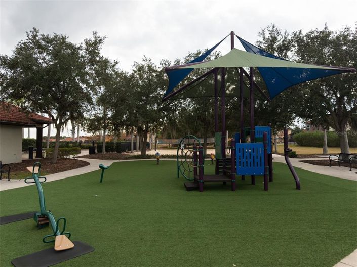 Image No.60-4 Bed Property for sale