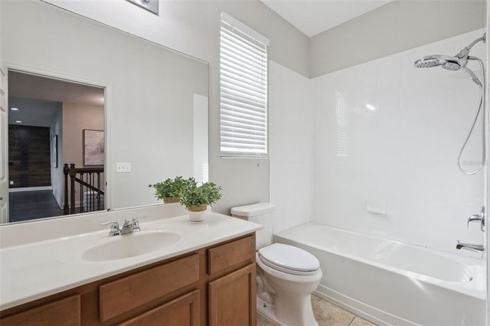 Image No.37-7 Bed Property for sale