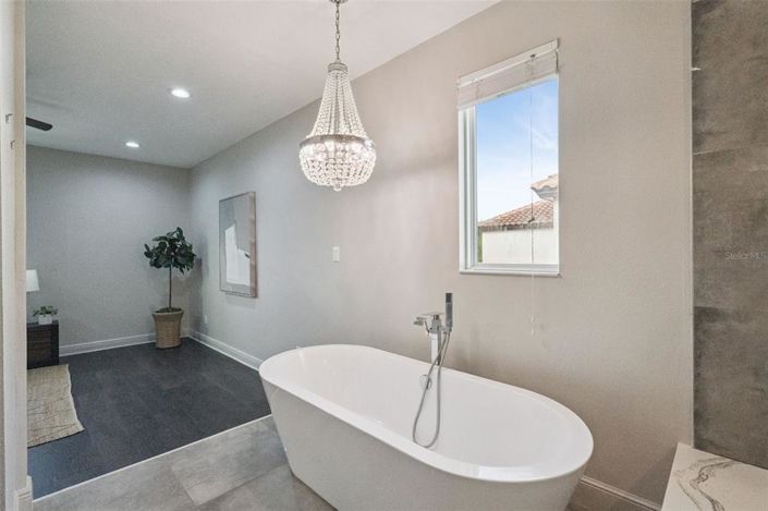 Image No.39-7 Bed Property for sale