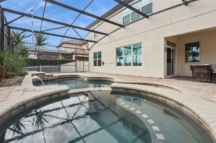 Image No.49-7 Bed Property for sale