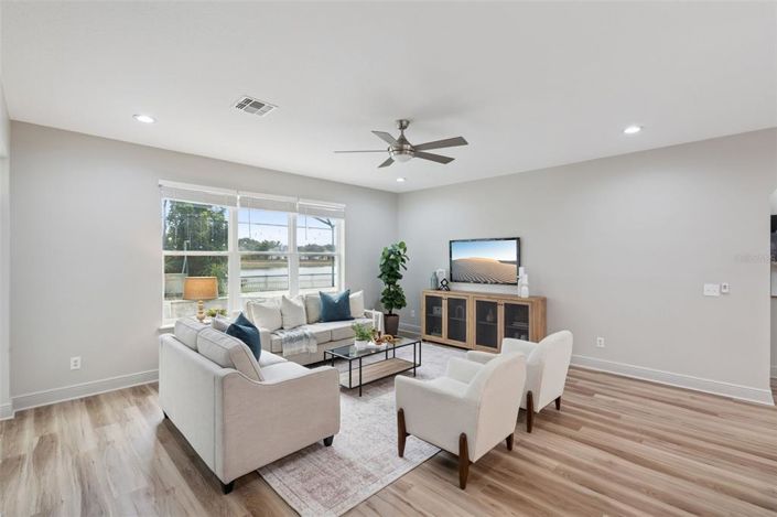 Image No.7-7 Bed Property for sale