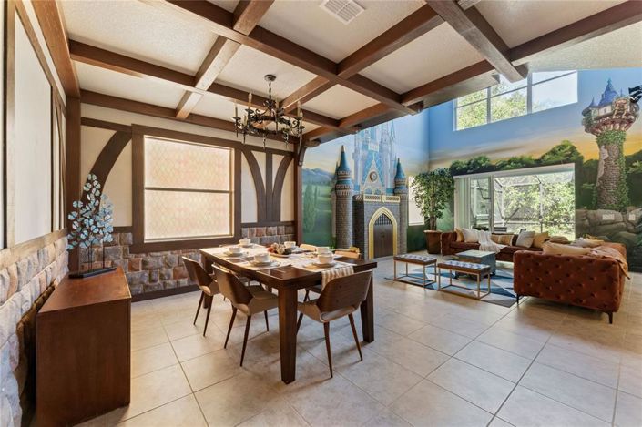 Image No.5-5 Bed Property for sale