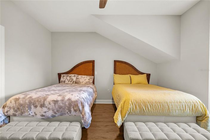 Image No.26-3 Bed Townhouse for sale