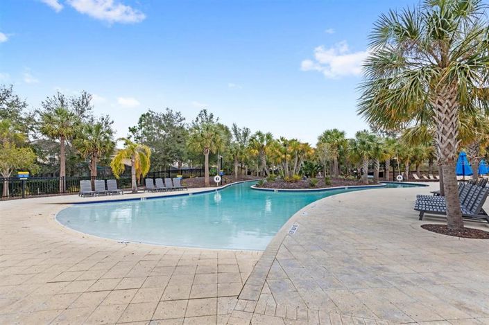 Image No.58-5 Bed Property for sale