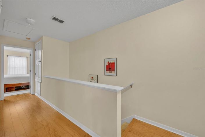 Image No.19-2 Bed Townhouse for sale