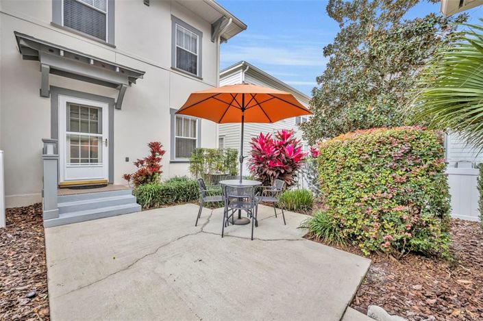 Image No.28-2 Bed Townhouse for sale