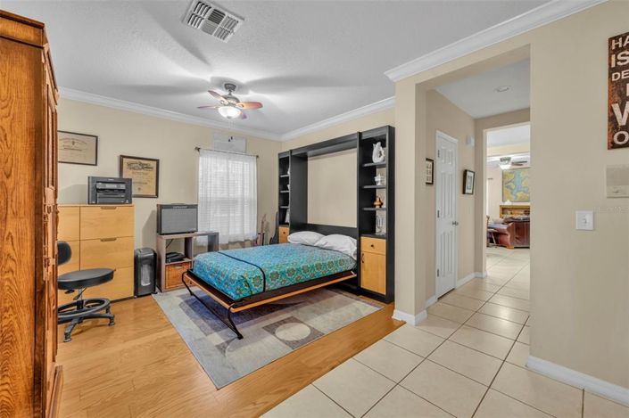 Image No.6-2 Bed Townhouse for sale