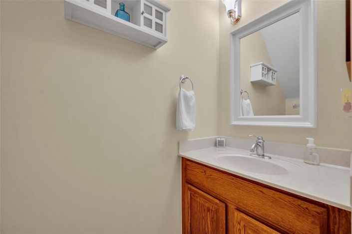 Image No.9-2 Bed Townhouse for sale