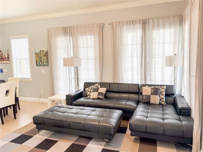 Image No.5-3 Bed Property for sale