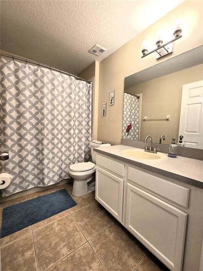 Image No.20-3 Bed Property for sale