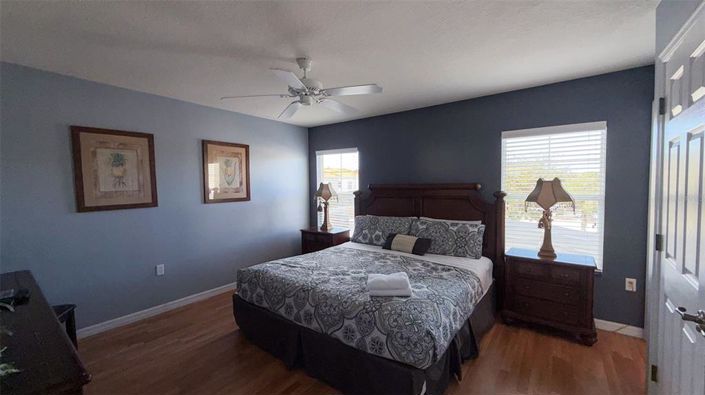 Image No.25-4 Bed Townhouse for sale