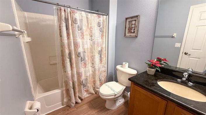 Image No.27-4 Bed Townhouse for sale