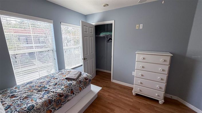 Image No.30-4 Bed Townhouse for sale