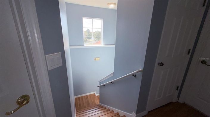 Image No.34-4 Bed Townhouse for sale