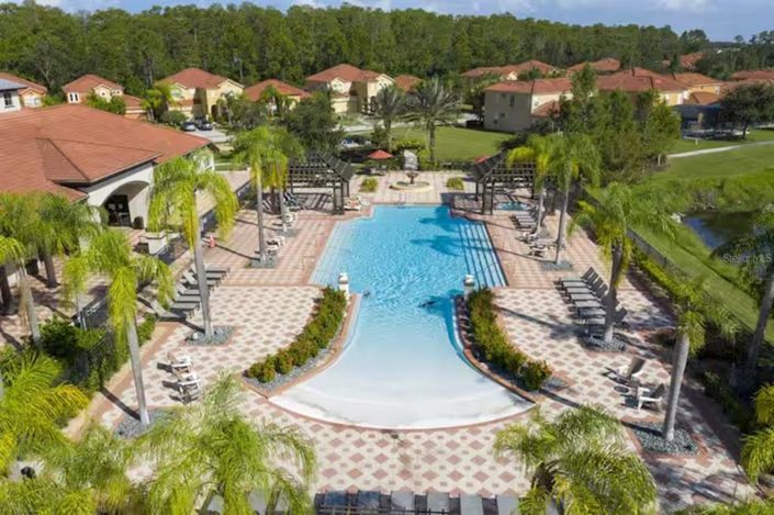 Image No.44-4 Bed Townhouse for sale