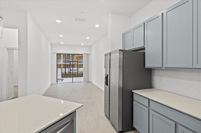 Image No.13-5 Bed Townhouse for sale