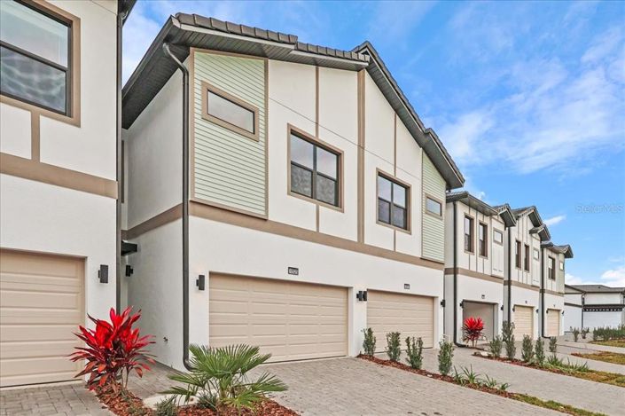 Image No.2-5 Bed Townhouse for sale