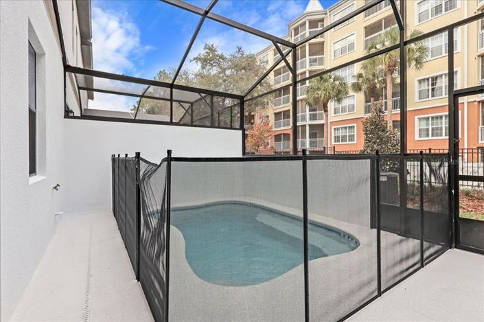 Image No.4-5 Bed Townhouse for sale