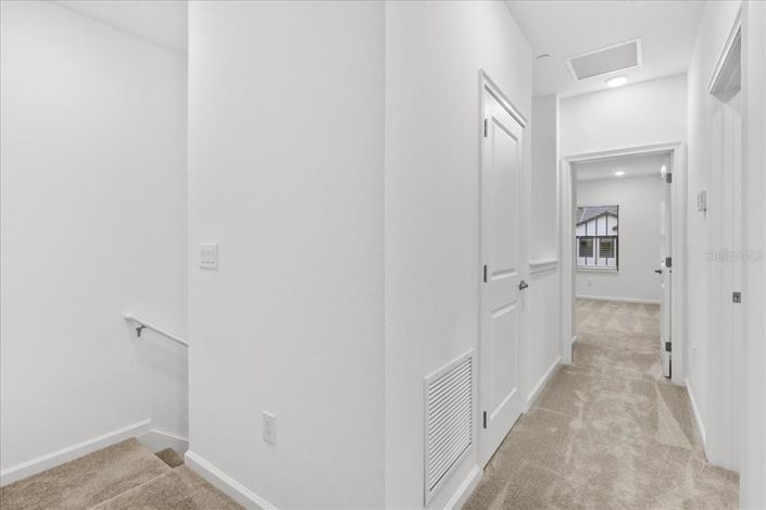 Image No.40-5 Bed Townhouse for sale