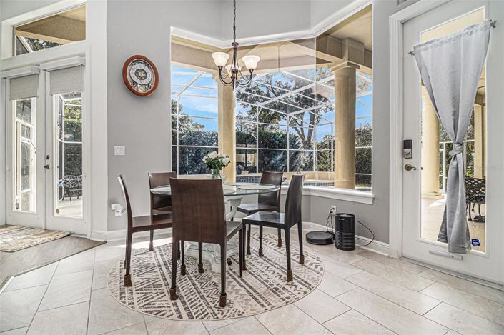 Image No.8-Propriété de 5 chambres à vendre à Orlando