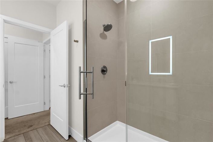 Image No.17-3 Bed Townhouse for sale