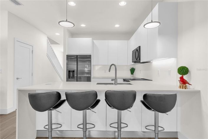 Image No.2-3 Bed Townhouse for sale