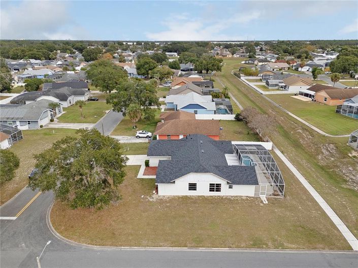 Image No.5-Propriété de 5 chambres à vendre à Kissimmee