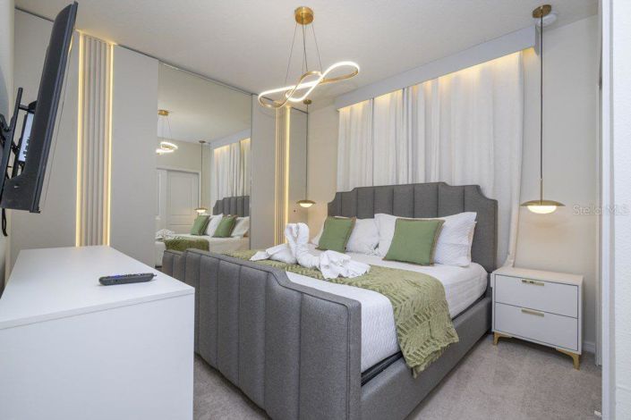 Image No.28-5 Bed Townhouse for sale