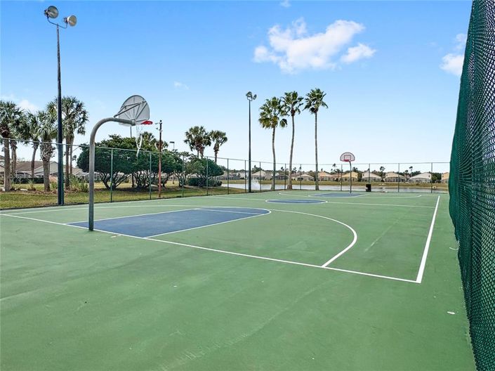 Image No.38-4 Bed Property for sale