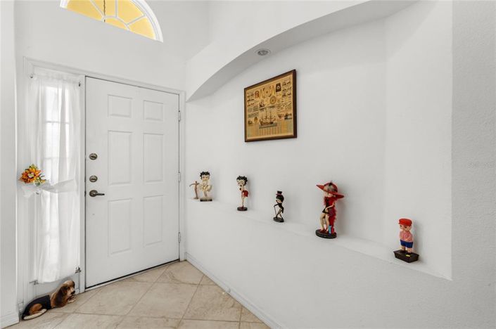 Image No.4-4 Bed Property for sale