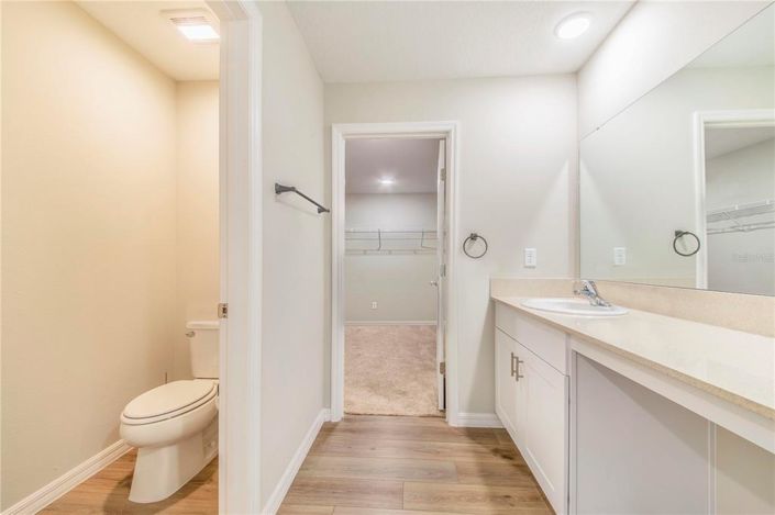 Image No.21-5 Bed Property for sale