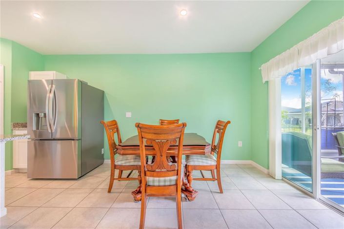 Image No.17-4 Bed Property for sale