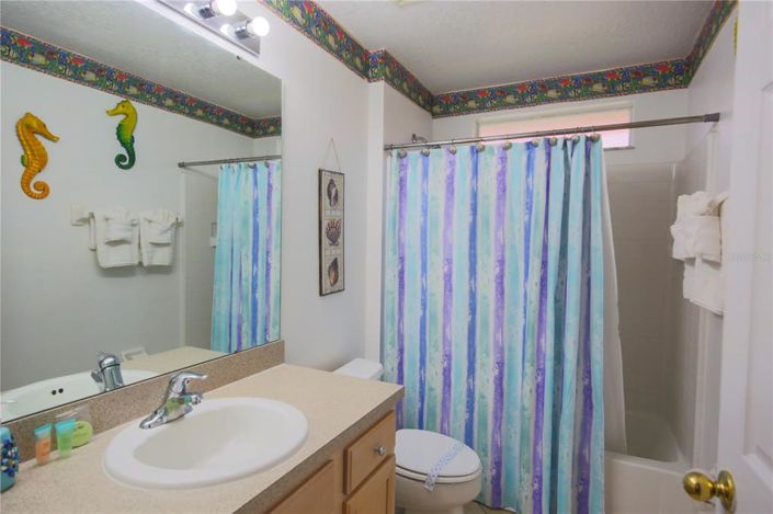 Image No.17-5 Bed Property for sale