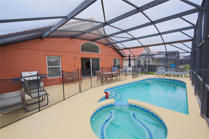 Image No.22-5 Bed Property for sale