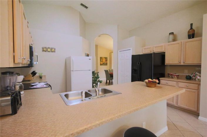 Image No.23-5 Bed Property for sale