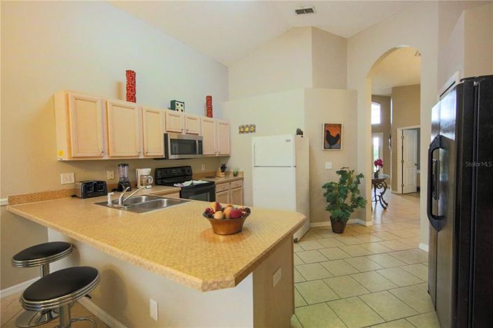 Image No.5-5 Bed Property for sale