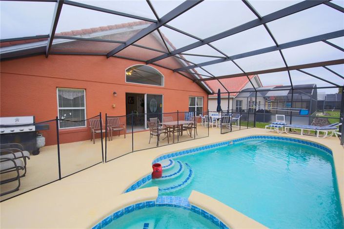 Image No.7-5 Bed Property for sale