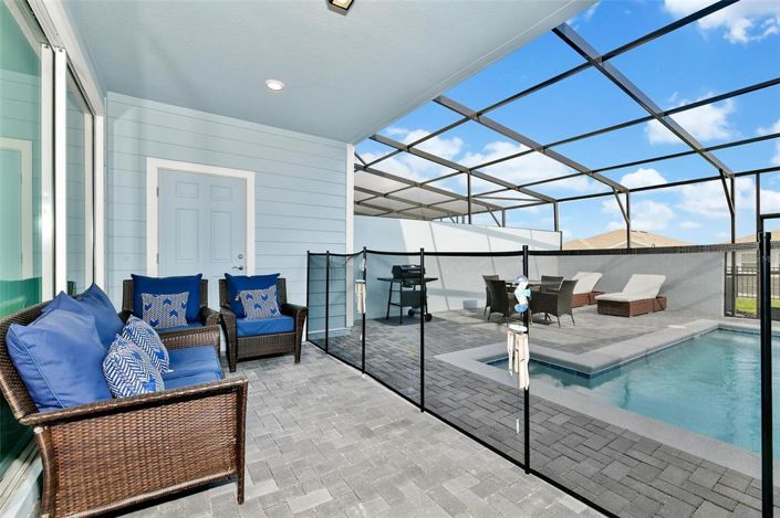 Image No.36-5 Bed Townhouse for sale