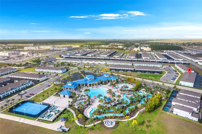 Image No.40-5 Bed Townhouse for sale